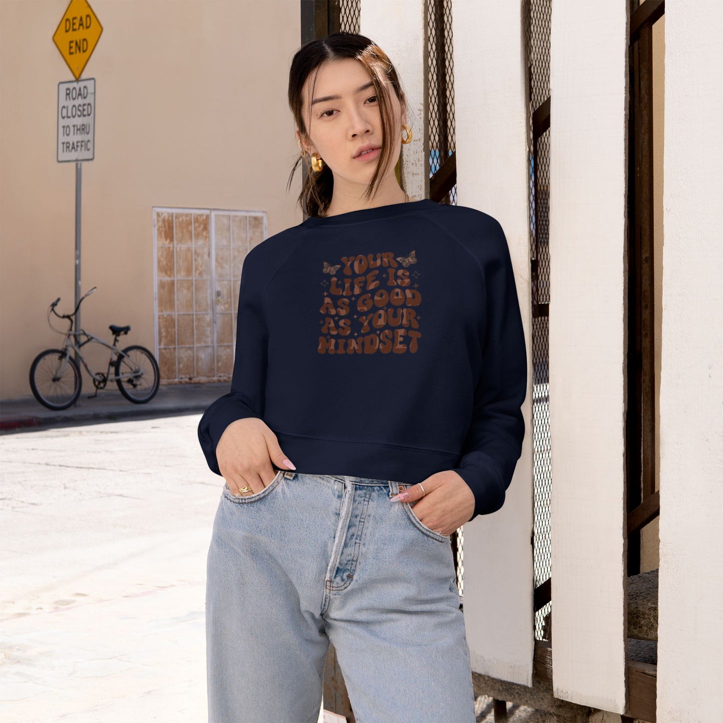 Cropped Pullover — "Your life Is As Good As Your Mindset" Retro Floral
