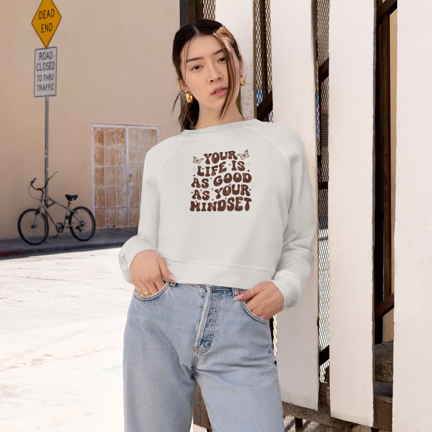 Cropped Pullover — "Your life Is As Good As Your Mindset" Retro Floral